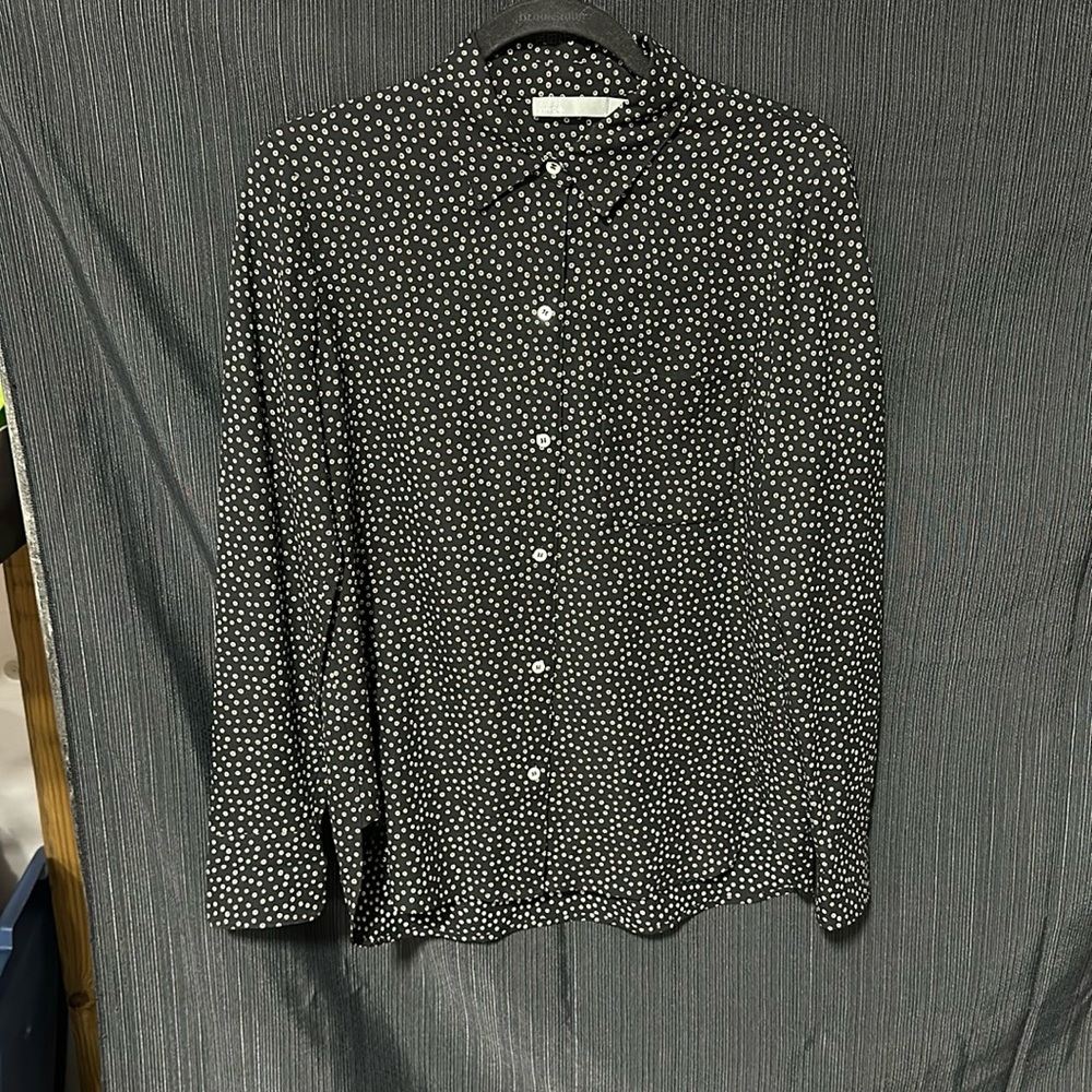 Vince brand Black n‎ White design button up top / Size S / V-10